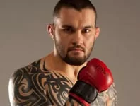 Michał Materla trenuje w American Kickboxing Academy