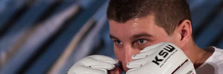 Kamil Waluś to train with Alistair Overeem