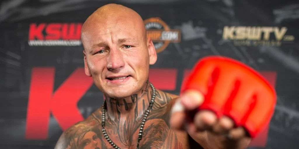 „Dopiero się uczę, ale wychodzę mu nakopać” – Artur Szpilka o starciu z „Pudzianem”